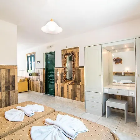 Mirage Arillas Type A2 公寓